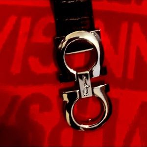 Nice leather black belt - Size: 39 to 44